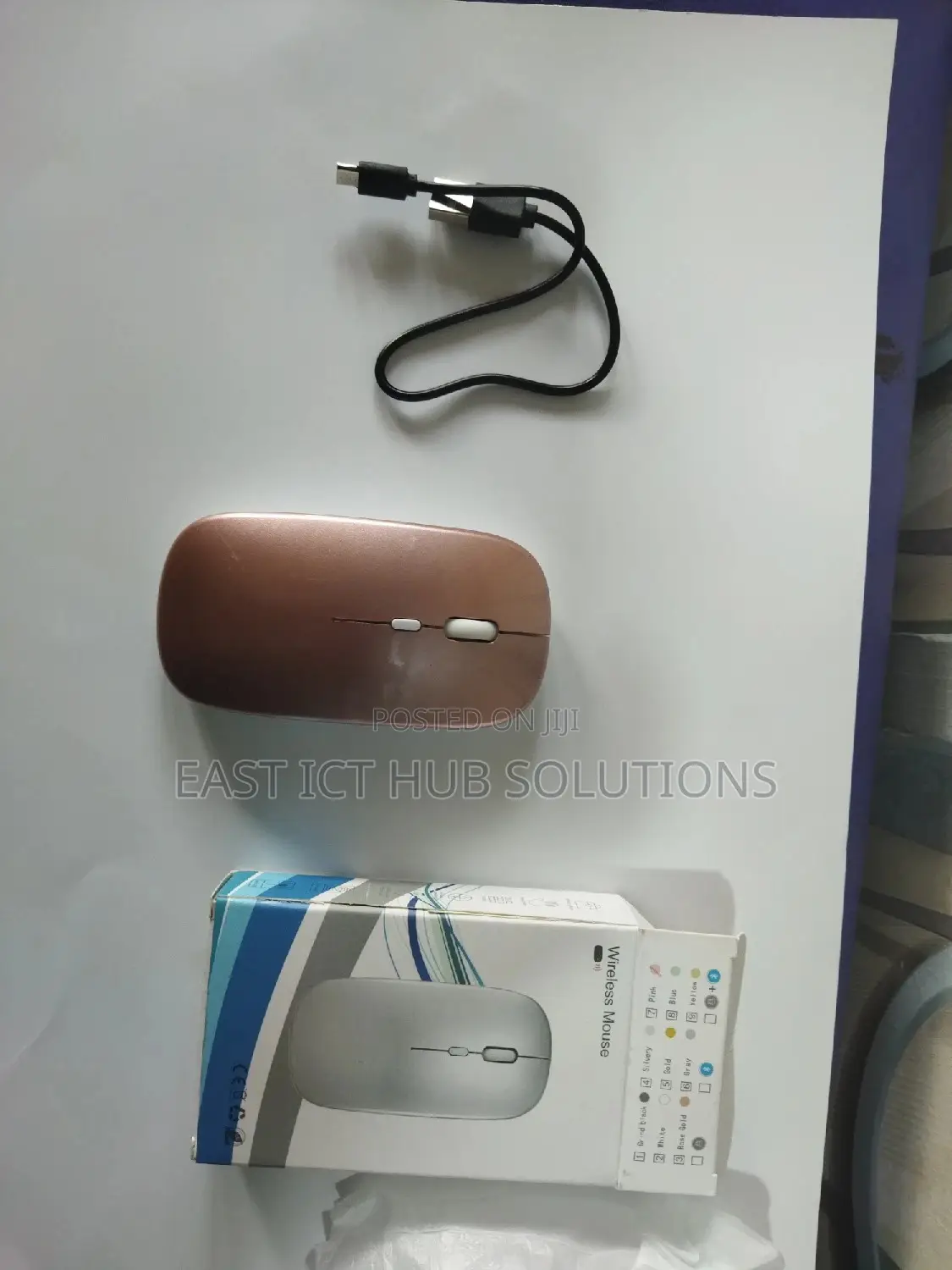 Sleek Slim Witeless Charging Mouse