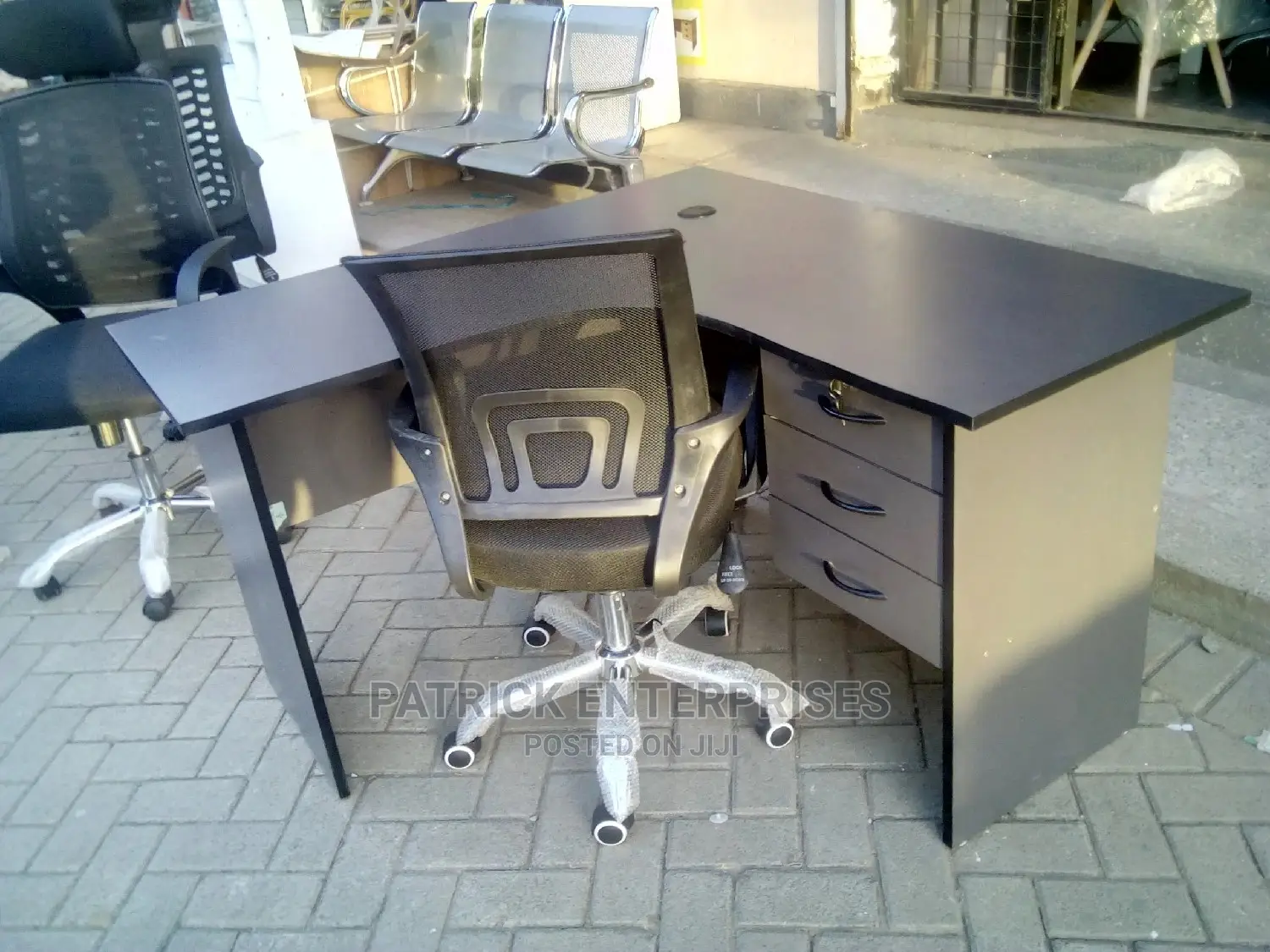 Lshaped Office Desk Plus Low Back Office Chair