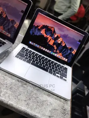 Laptop Apple MacBook 2012 4GB Intel Core I5 HDD 500GB