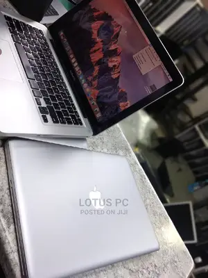 Laptop Apple MacBook 2012 4GB Intel Core I5 HDD 500GB