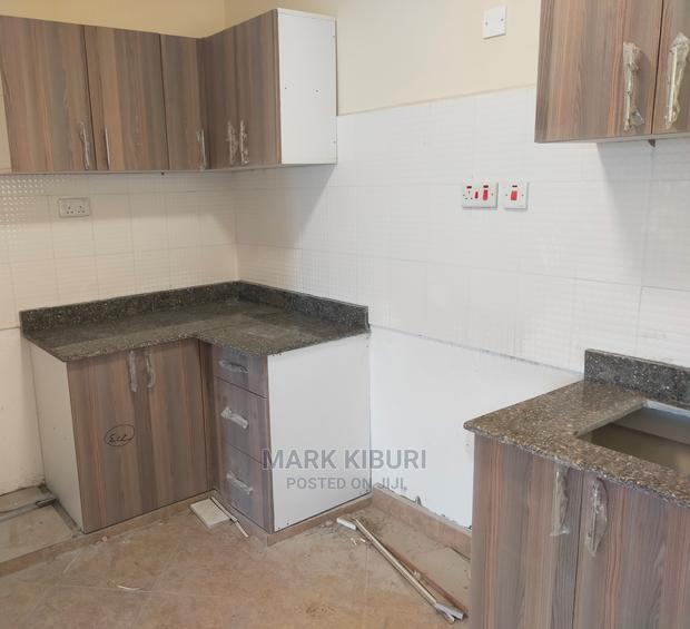 Grey N Cream -Granite - thumbnail 2