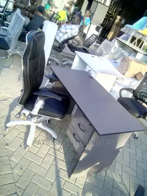 1.2 Meters Office Desk And Executive Officer Chair