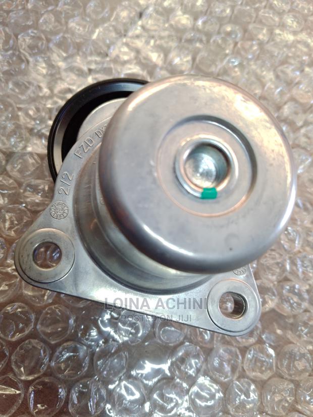 Tensioner Pulley - main view