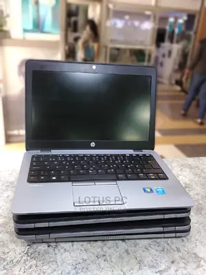 Laptop HP EliteBook 820 4GB Intel Core I5 HDD 256GB