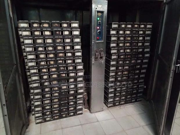 Baking Tins - main view