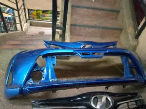 Auris 2014 Front Bumper