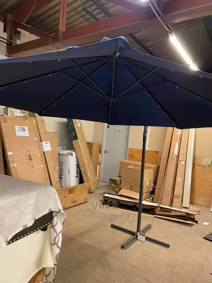 Cantilever Umbrella* Cantilever Umbrella_