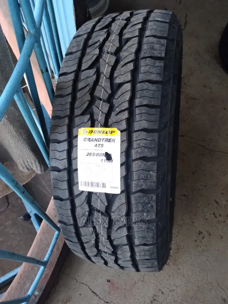 265/60r18 Dunlop AT5 Tyres Made in JAPAN