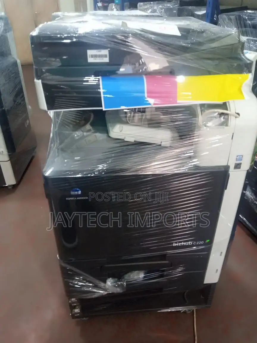 Konica Minolta Bizhub C 221