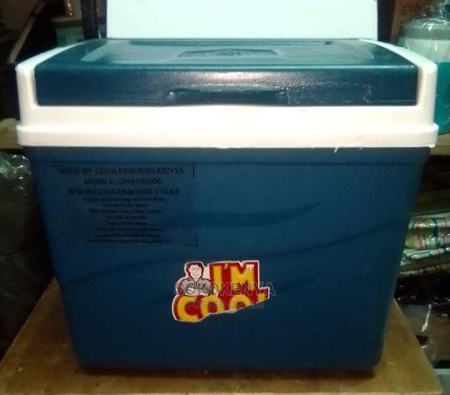 Cooler Box for Camping 8 Litres in Nairobi Central Camping Gear