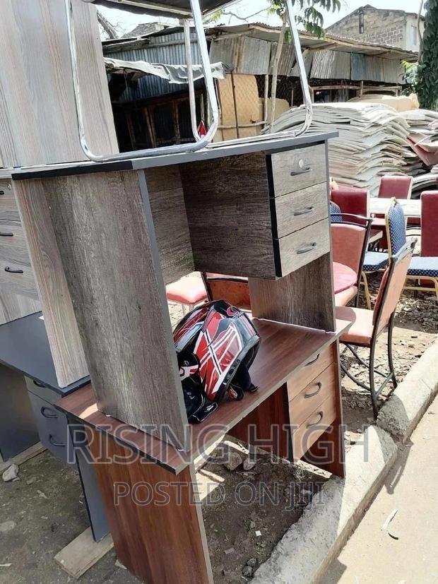 Perfect Quality Design Office Desk - main view