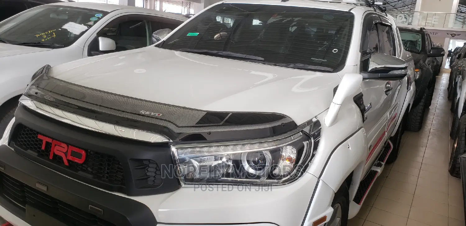 Toyota Hilux 2016 Off White