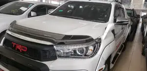 Toyota Hilux 2016 Off White