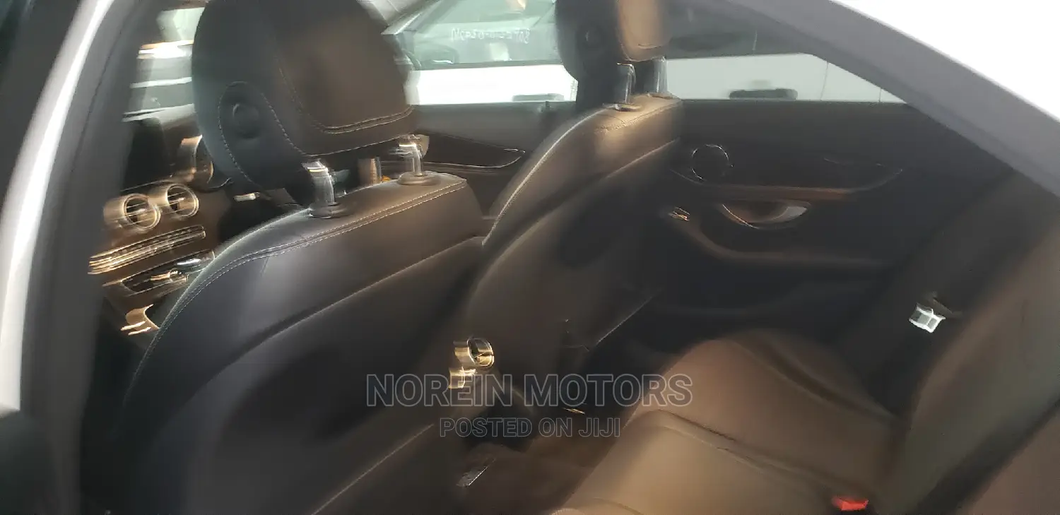 Mercedes-Benz C200 2015 Pearl