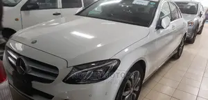 Mercedes-Benz C200 2015 Pearl