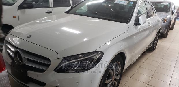 Mercedes-Benz C200 2015 Pearl - thumbnail 2