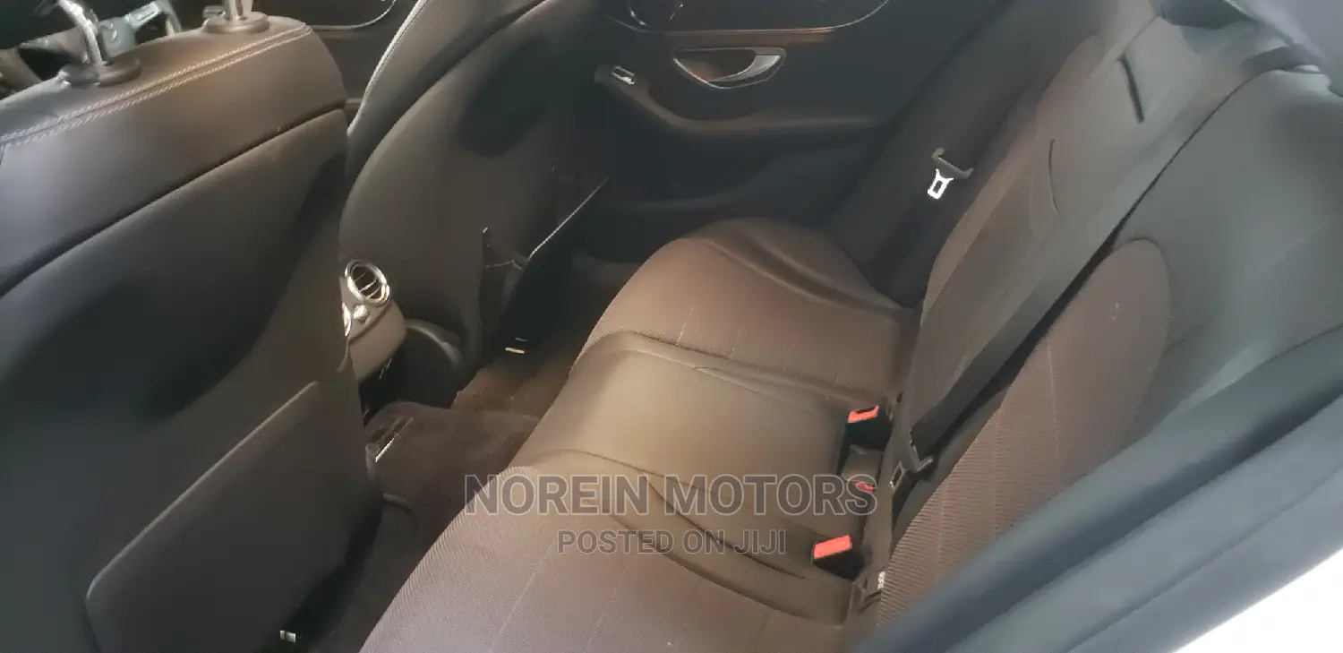 Mercedes-Benz C200 2015 Pearl