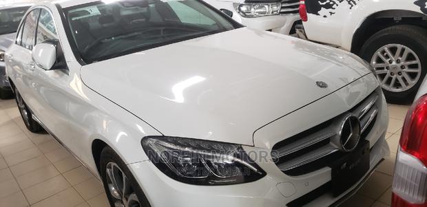 Mercedes-Benz C200 2015 Pearl