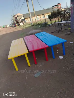 Kindergarden Table/Bean Shape