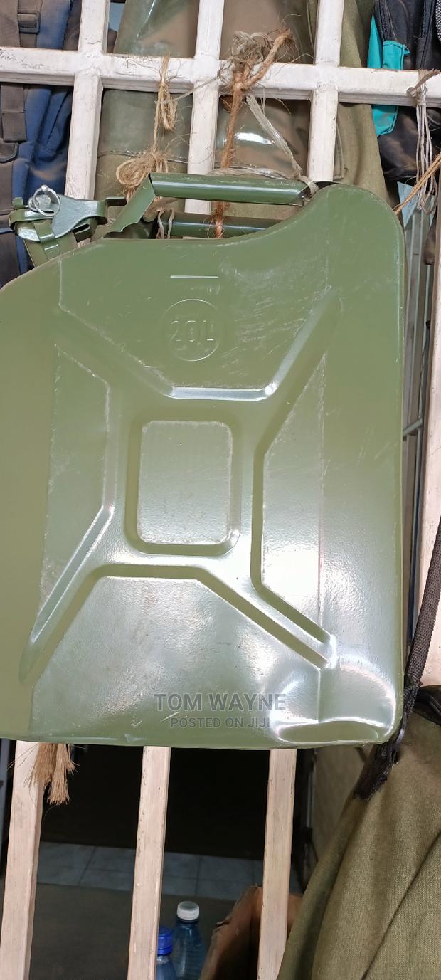 Brand New Metallic 20 Litre Fuel Jerican - thumbnail 2