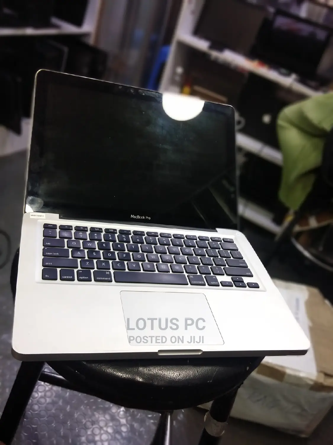 Laptop Apple MacBook 4GB Intel Core I5 HDD 500GB