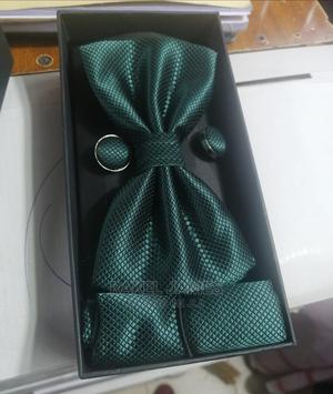 Emarld Green Bow Tie - thumbnail 2