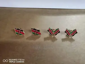 Kenyan Flag Brooche