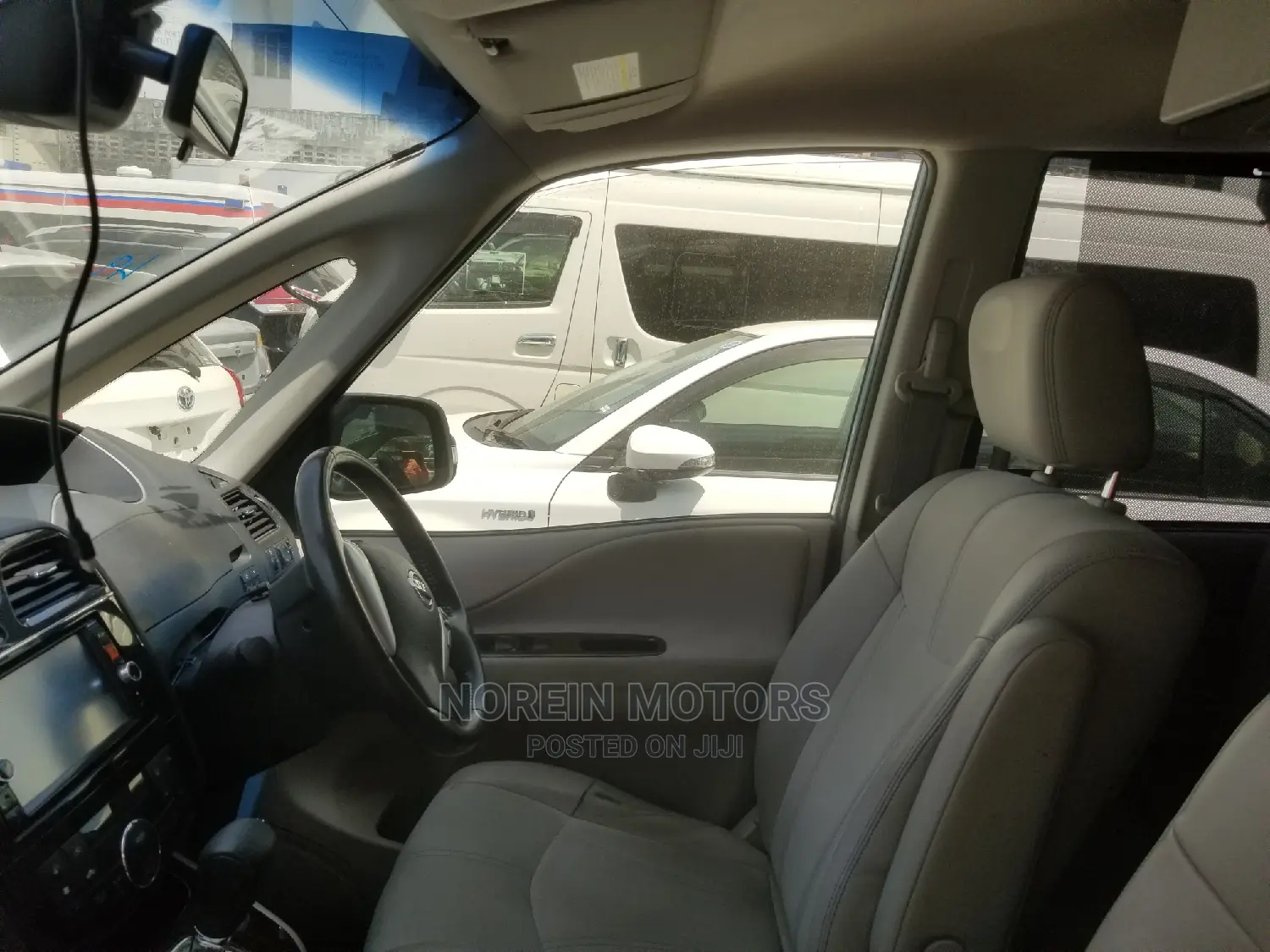 Nissan Serena 2014 Blue