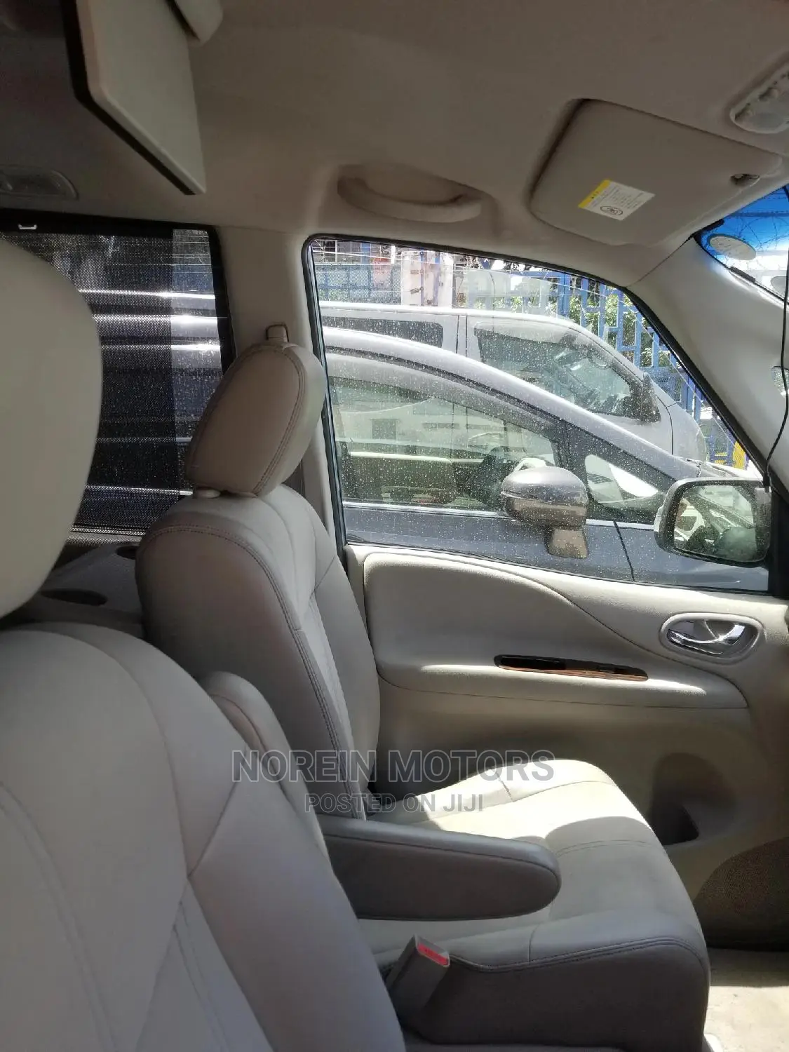 Nissan Serena 2014 Blue