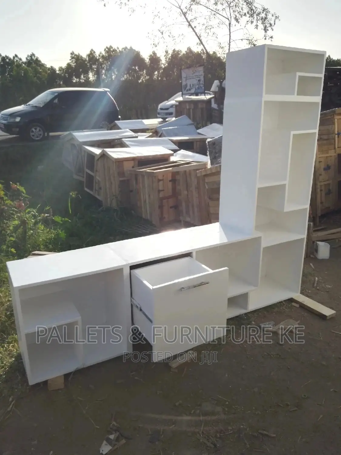 White Tv Stand