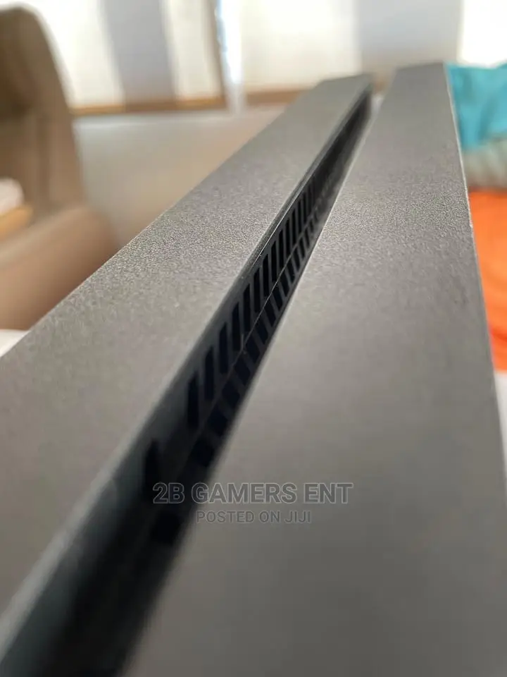 Play Station 4, Chipped, Std