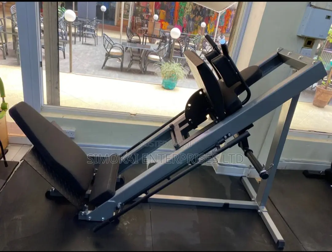 Leg Press and Hack Squat Machine