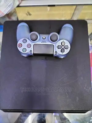 SONY Playstation 4 Slim. PS4 SLIM