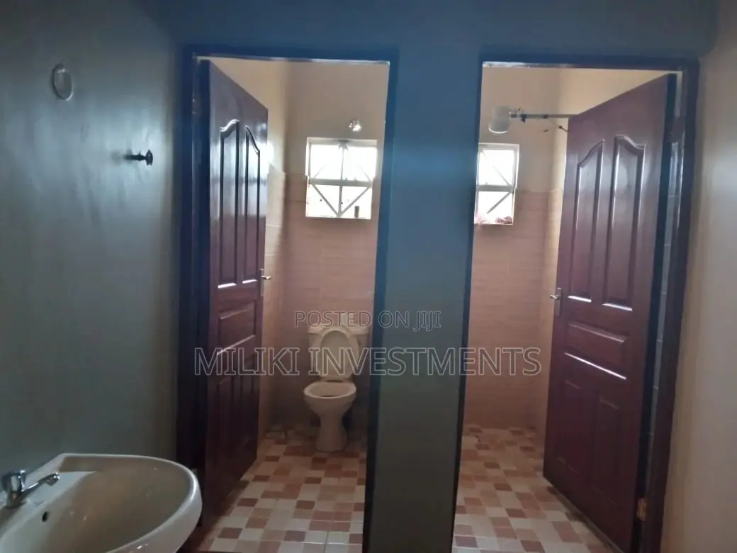 Furnished 4bdrm Bungalow in Kenol, Kimorori/Wempa for Sale