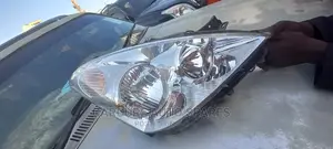Toyota Wish 2002 2005 Headlight