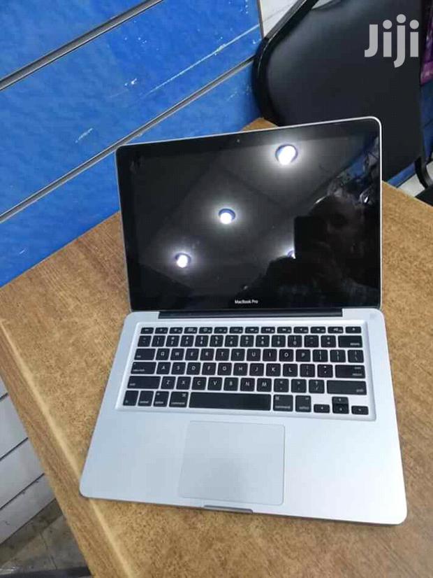 Laptop Apple MacBook Pro 4GB Intel Core i5 HDD 500GB - thumbnail 3