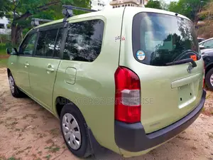 Toyota Succeed 2015 Green