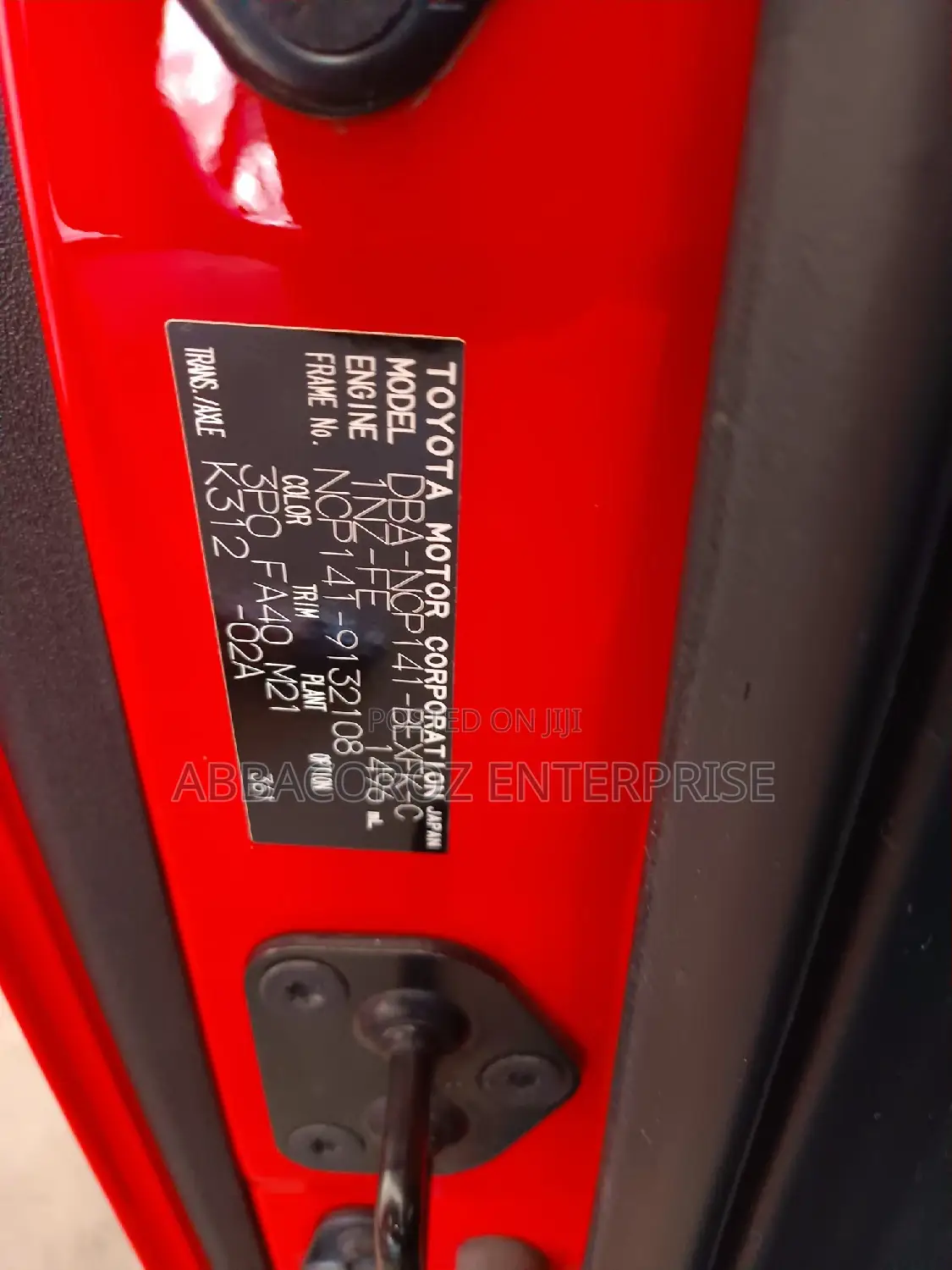 Toyota Spade 2015 Red
