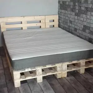 Pallet Bed
