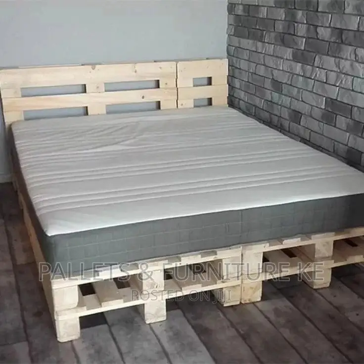 Pallet Bed