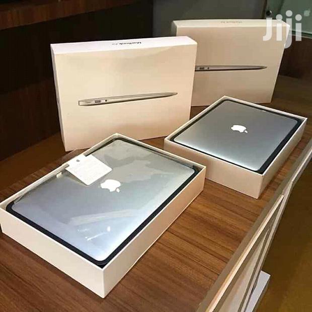 Laptop Apple Macbook Air 4GB Intel Core i5 SSD 256GB - thumbnail 3