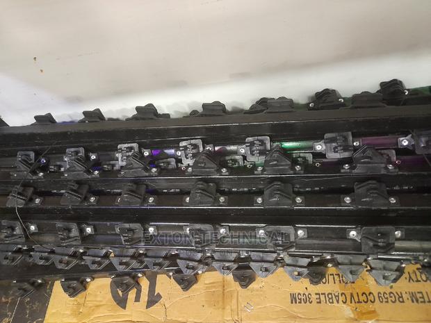 W Post Black for Electric Fence - main view