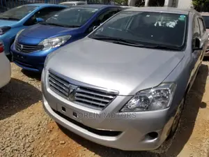 Toyota Premio 2014 Silver