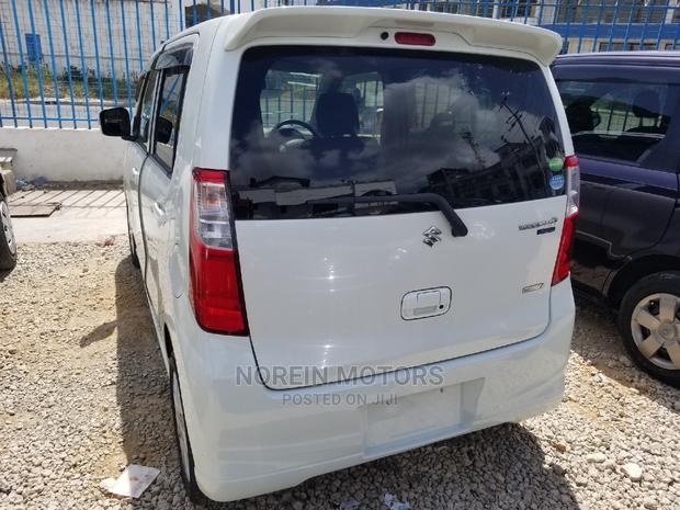 Suzuki Wagon 2015 White - thumbnail 6
