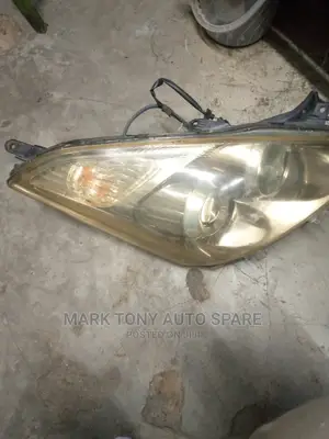 Wish 05 Headlight.
