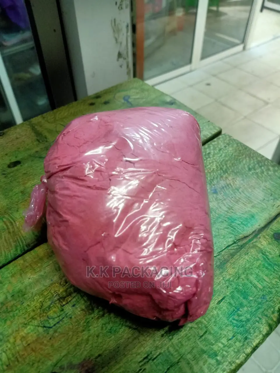 1kg Colour Pink
