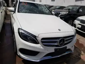 Mercedes-Benz C180 2015 Pearl