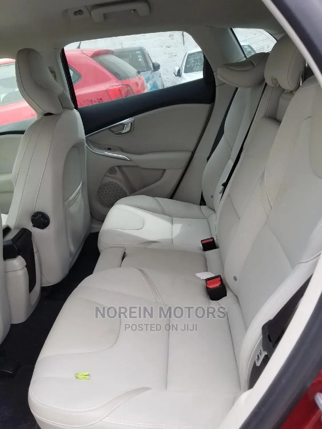 Volvo V40 2014 Red