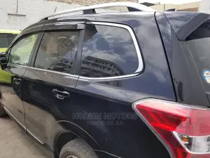 Subaru Forester 2014 Black