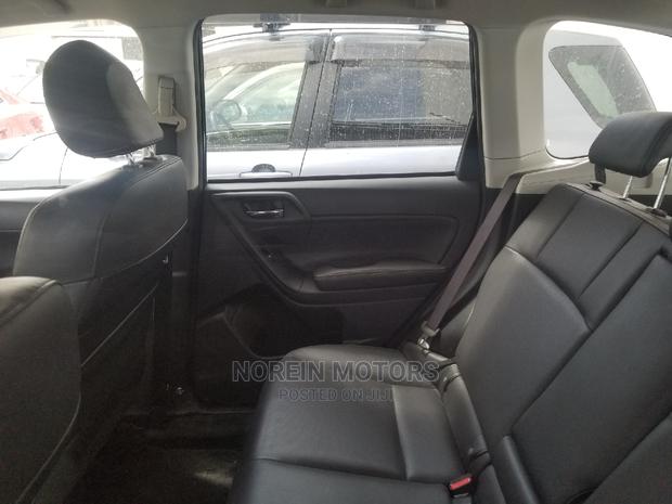 Subaru Forester 2014 Black - thumbnail 4